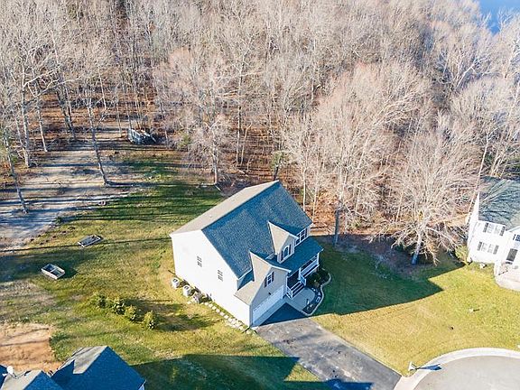 3rd image of 8710 Lake Jordan Ln