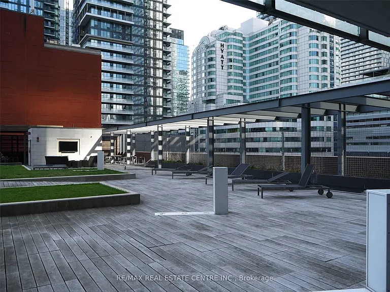8 Mercer St #1612 — Photo 11
