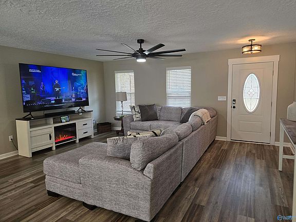 3rd image of 820 Garmon Rd