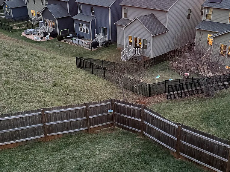 814 Oval Park Ln — Photo 29