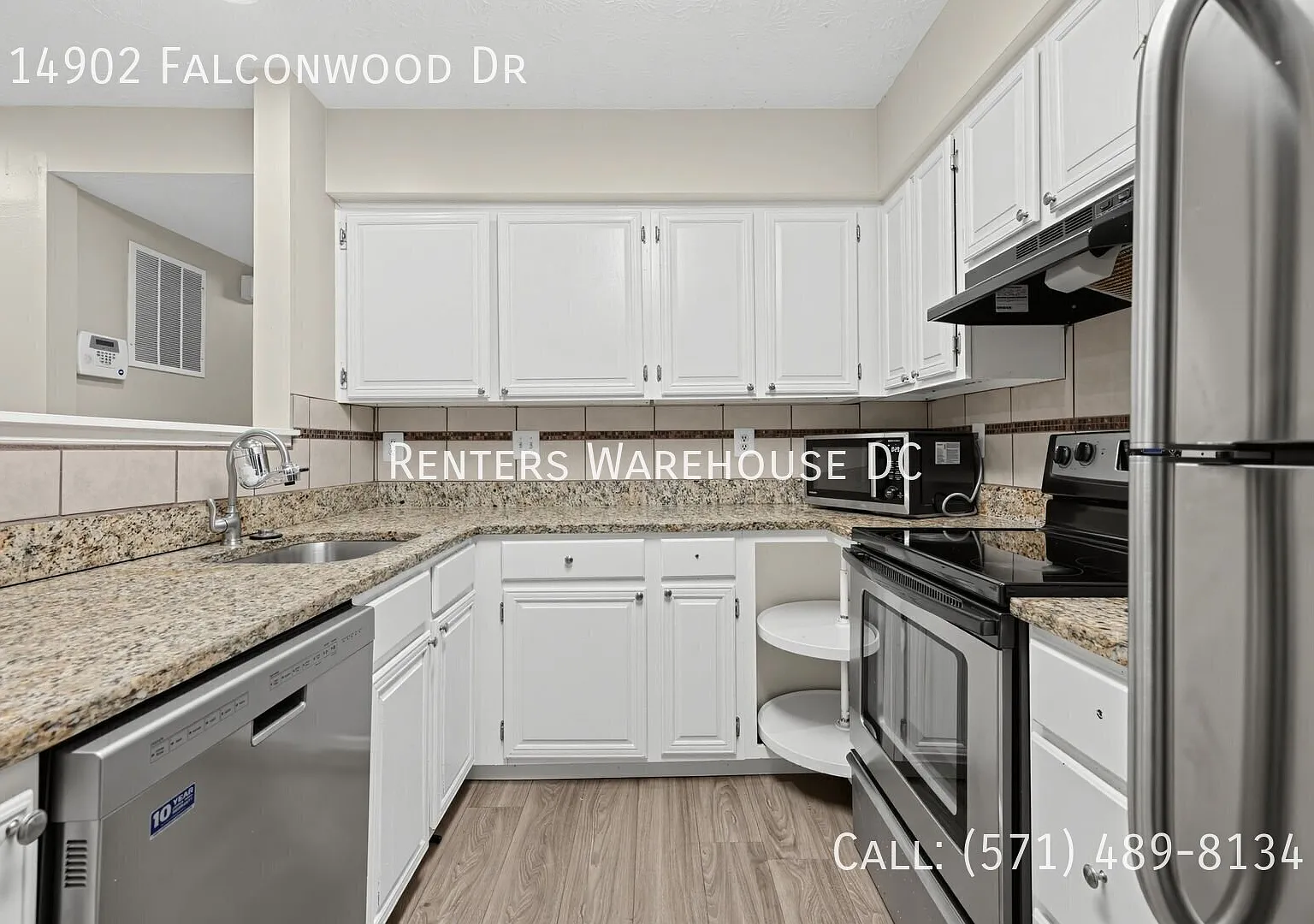 Four Bedrooms. Finished Basement. Garage. Pet Friendly. A Detached Home With Room To Spread Out. — Photo 2