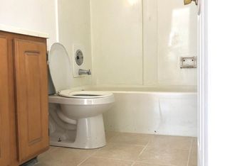 13 Crane St #B, Lowell, MA 01851