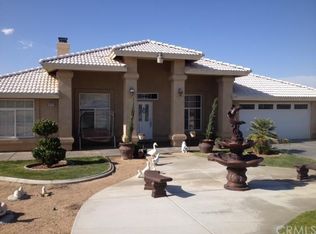 8274 White Fox Trl, Phelan, CA 92371