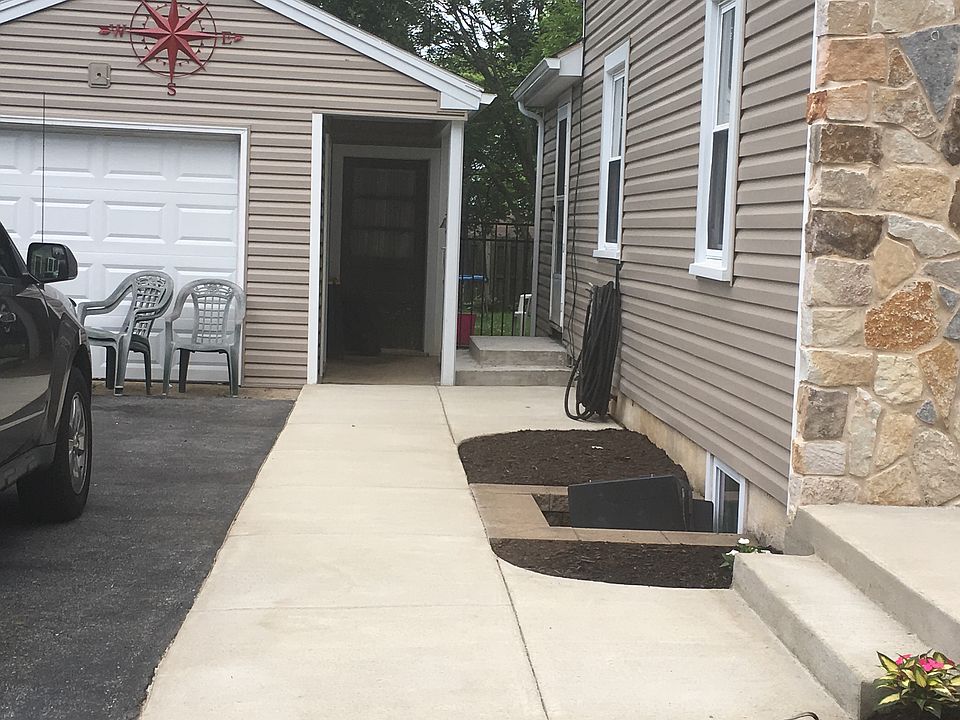 2nd image of 18 Circle Ave