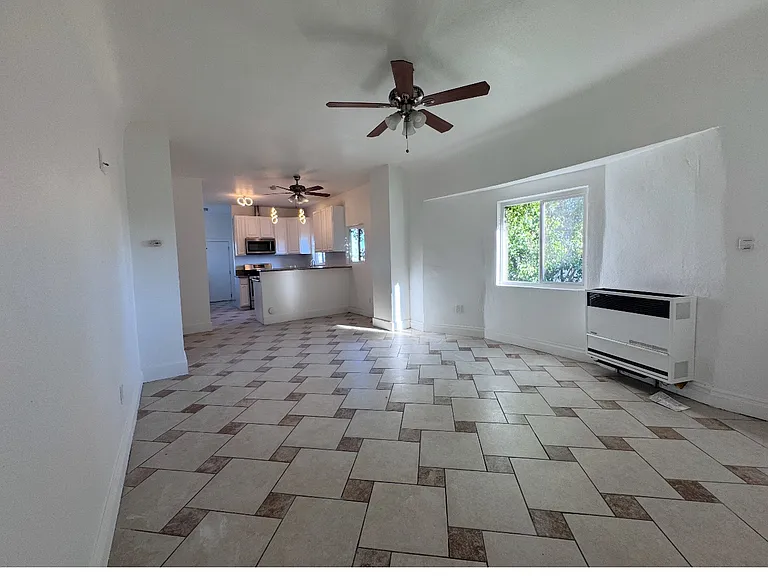 702 S Soto St #704 — Photo 7
