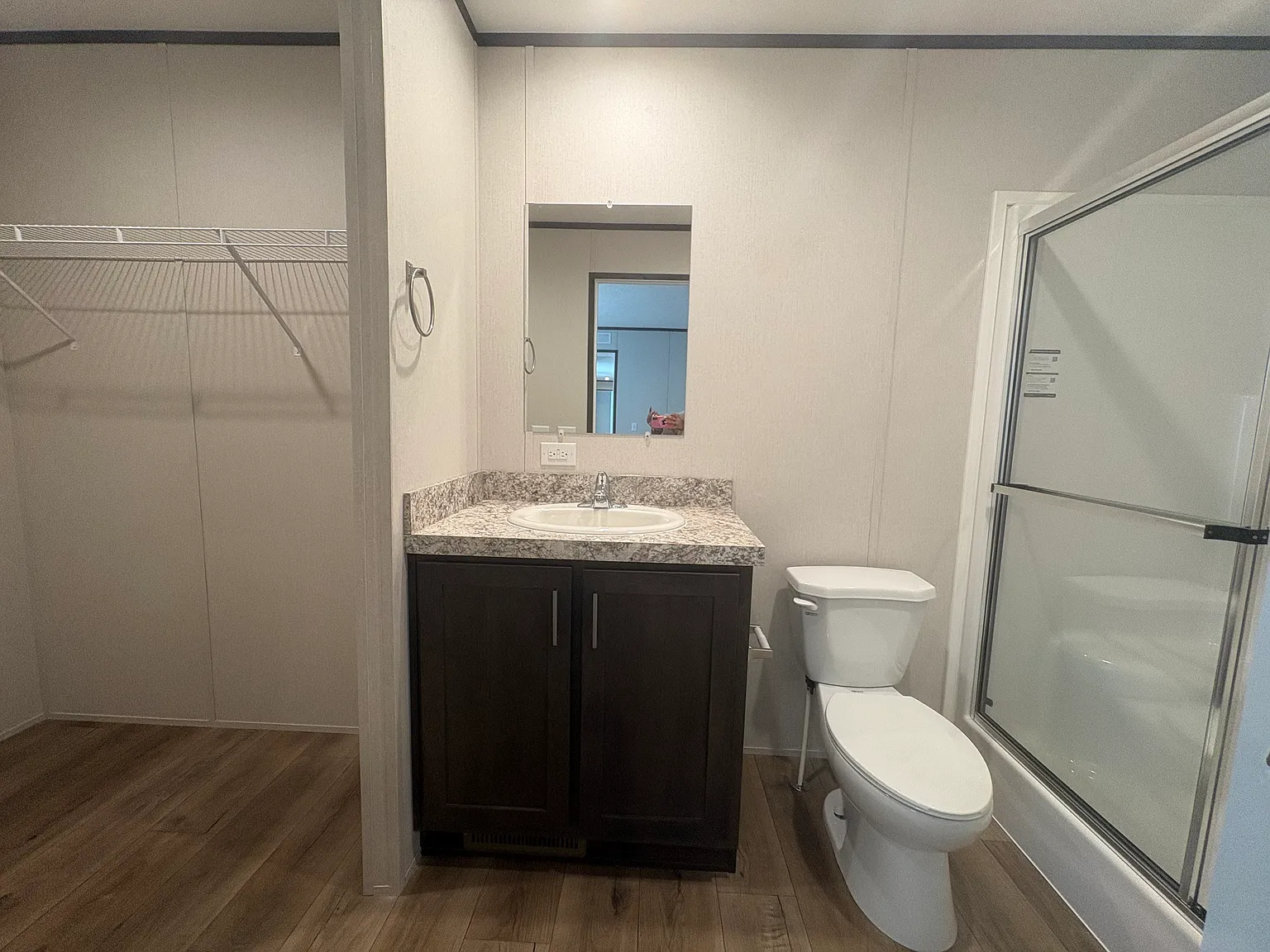 2 bed, 940 sqft, $1,700 — Photo 4