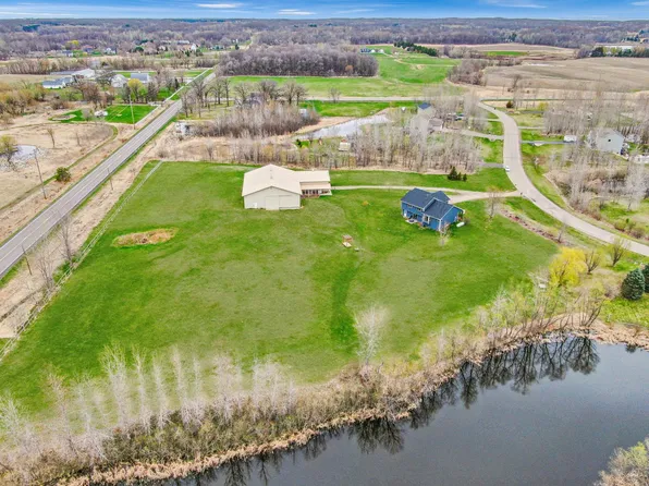 22184 Iman St NW, Nowthen, MN 55330