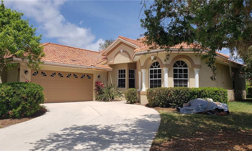 1st image of 3248 Village Ln