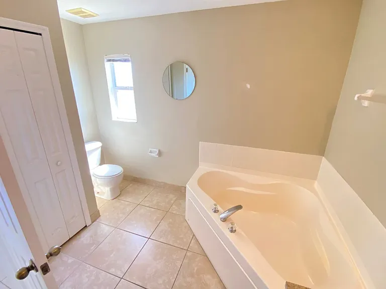 9 Tropicana Pkwy W — Photo 19
