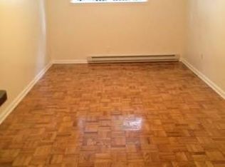 3128 29th St APT 3A, Astoria, NY 11106
