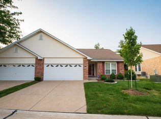 3214 Country Bluff Dr #3214, Saint Charles, MO 63301