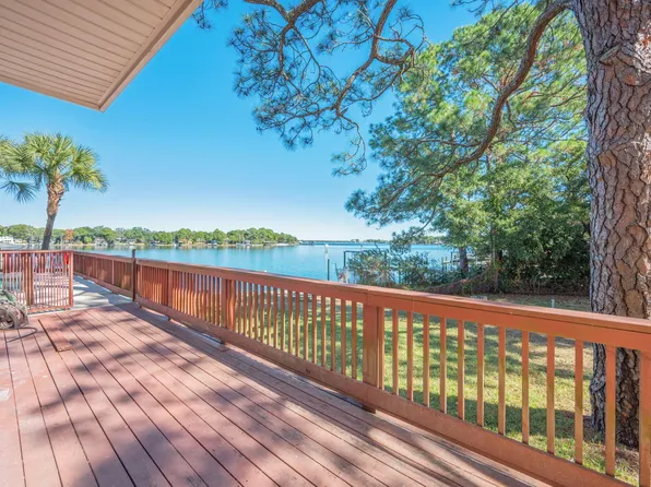 5 Laguna St Unit 104, Fort Walton Beach, FL 32548