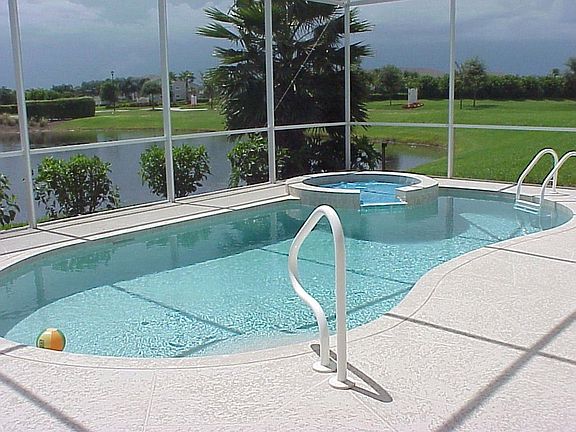 Pool & Spa