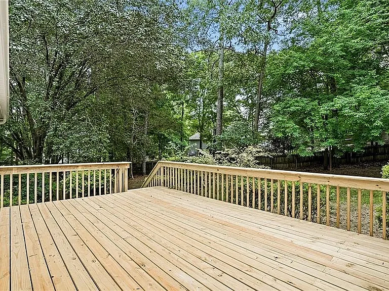 13 Bedford Rdg NW — Photo 15