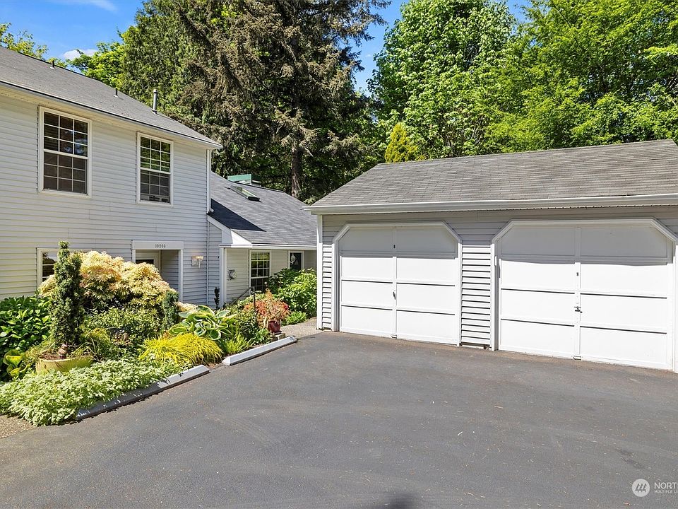 1st image of 10201 NE 129th Lane