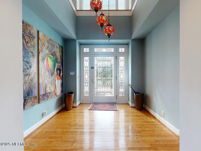 7987 Hollyridge Rd — Photo 35