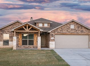 1514 E 29th St, Wolfforth, TX 79382