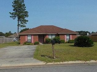 2111 Walberg Dr, Hinesville, GA 31313
