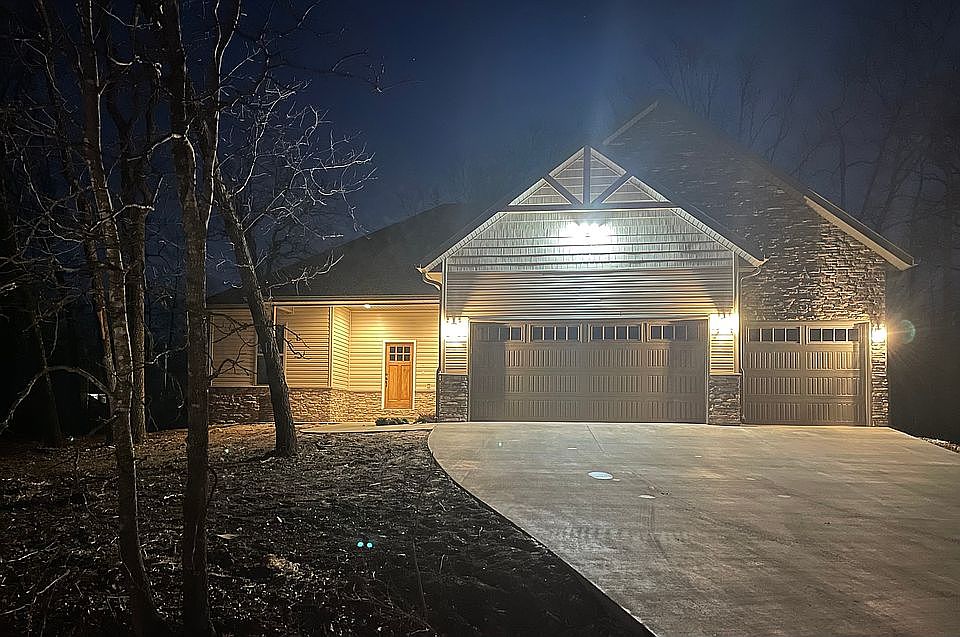 1st image of 1 Leland Cir