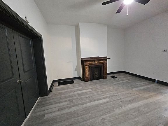2nd image of 1155 Buente St