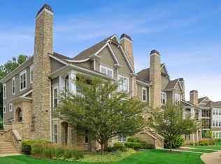 98 W Kennedy Ln, Hinsdale, IL