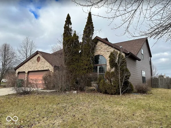 7117 Tappan Dr, Indianapolis, IN 46268