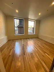 Rented by Ozymandius Realty