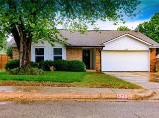 1300 Rolling Woods, Noble, OK 73068