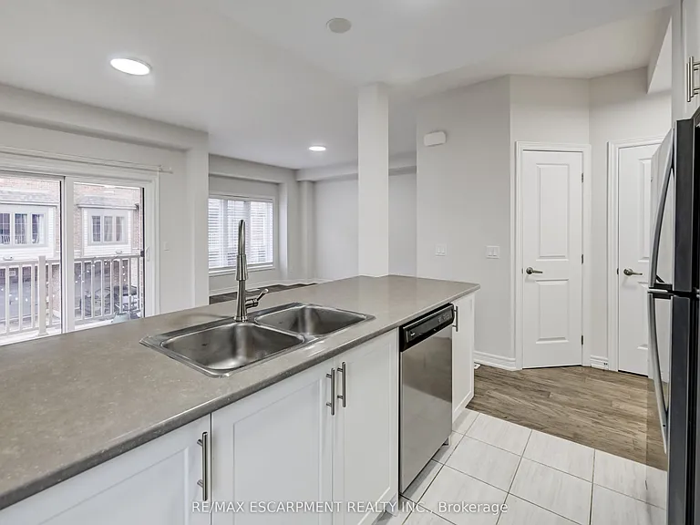 23 Ridgeside Ln — Photo 10