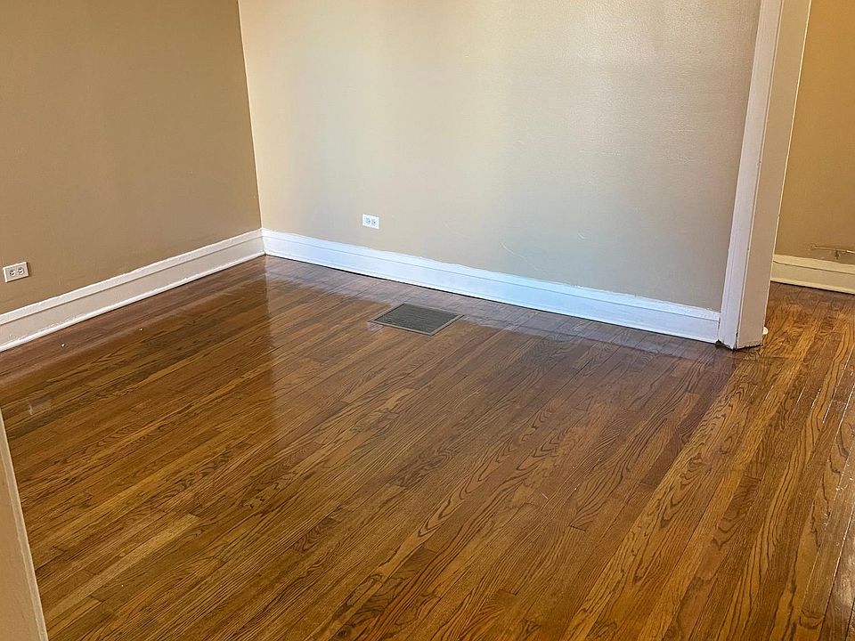 1st image of 7338 S Vernon Ave #1B