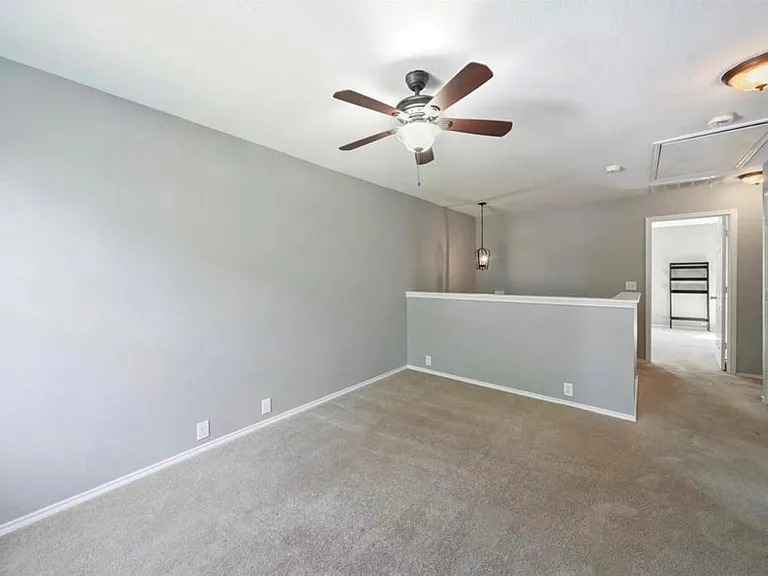 29705 Parliament Hills Dr — Photo 26