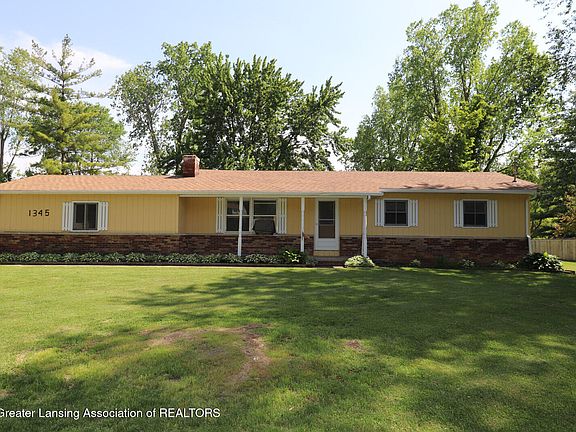 3rd image of 1345 W Stoll Rd