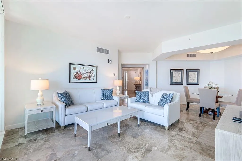 3 bed, 2.0 bath, 1893 sqft, $15,000 — Photo 3