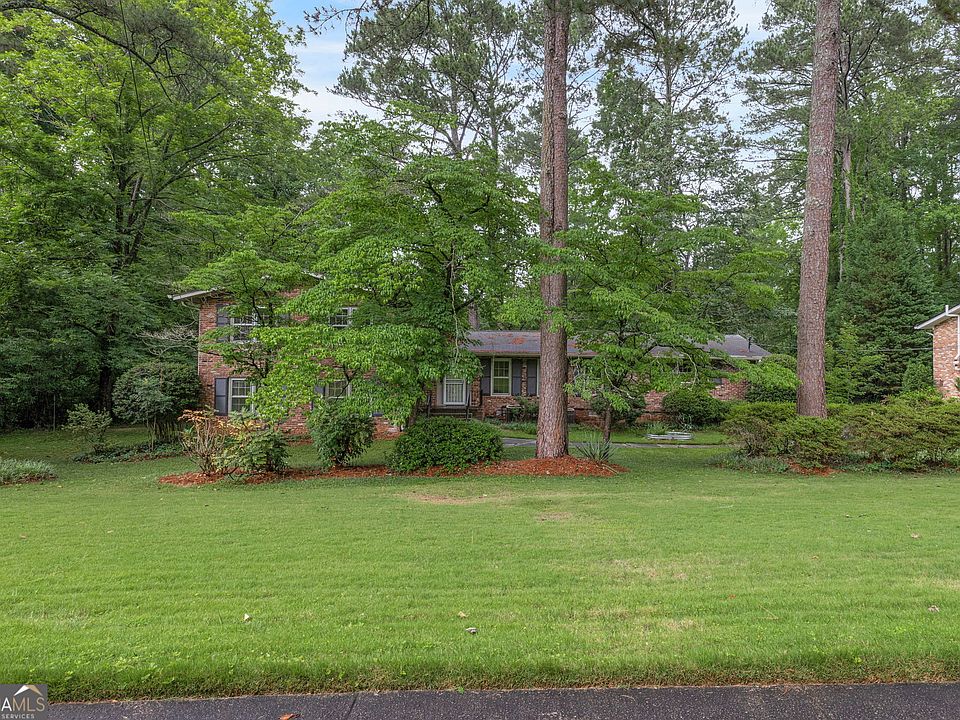 1st image of 1911 Alderbrook Rd NE