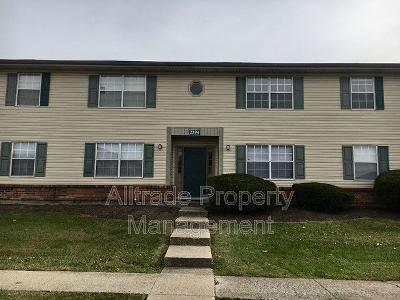 1st image of 2370 Chauvin Dr #B