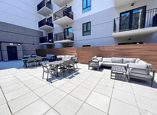 Rented by ERNY LLC | media 28