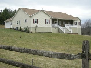 382 Pine Brook Dr, Wytheville, VA 24382