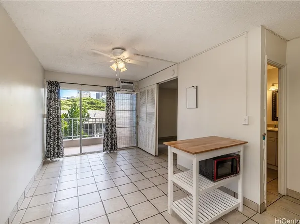 1459 Pele St APT 209, Honolulu, HI 96813