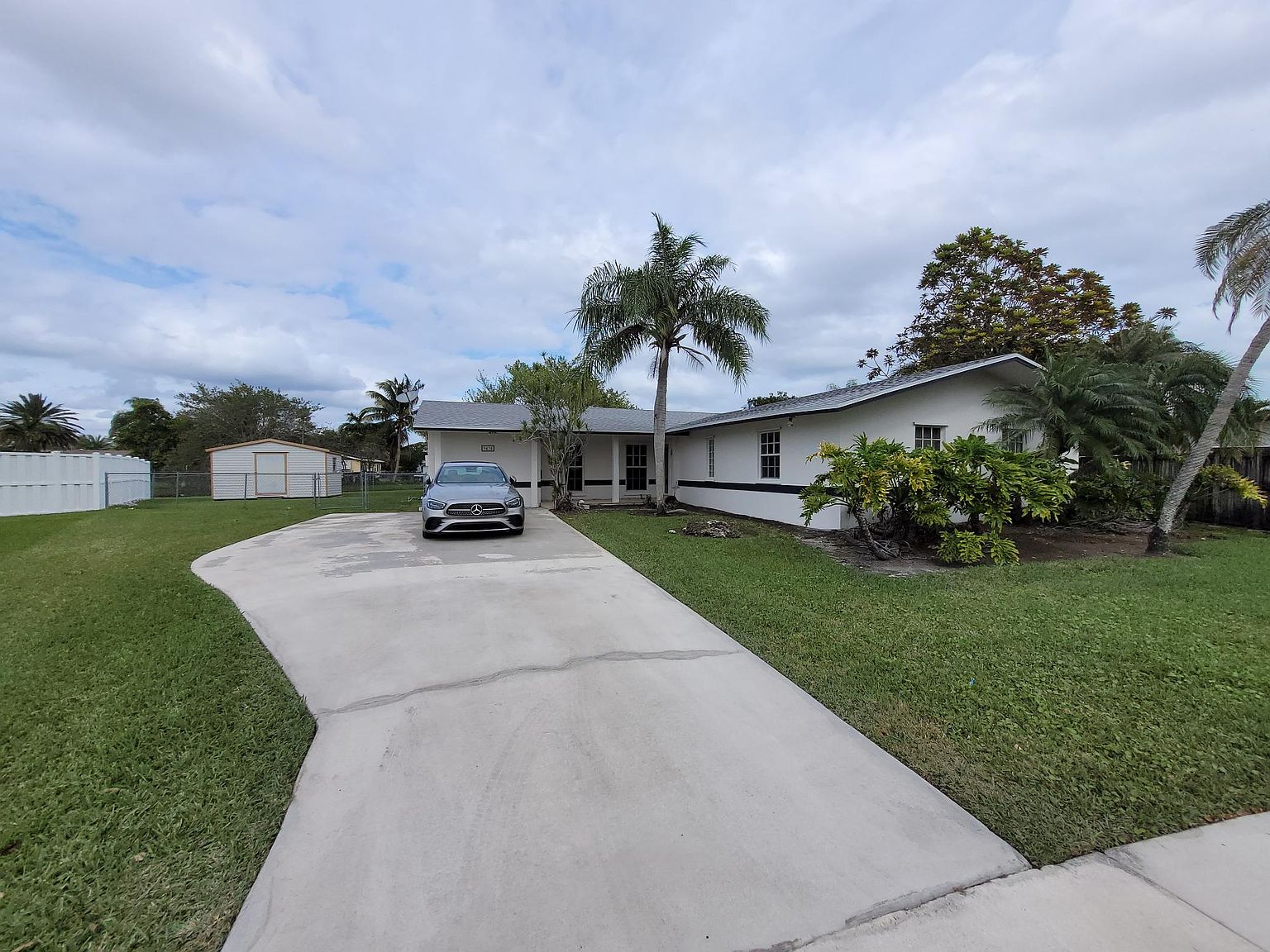 9475 SW 188th St, Cutler Bay, FL 33157 | Zillow