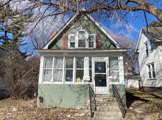 2515 Sheridan Ave N, Minneapolis, MN 55411