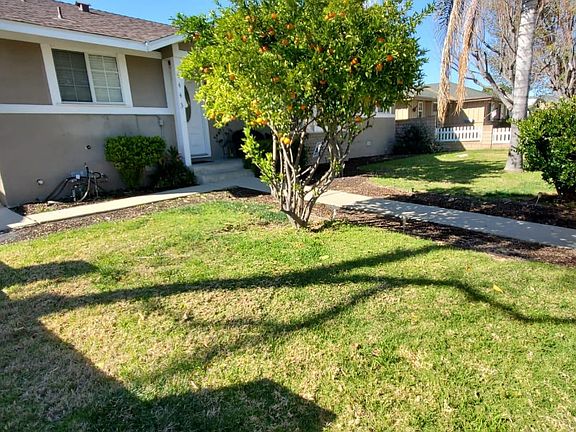2nd image of 6443 Woodlake Ave