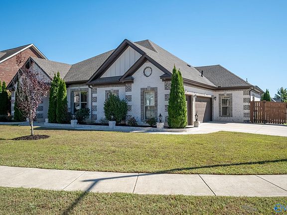 2nd image of 125 Ramsbrook Dr