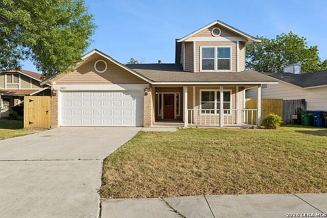 3 bed, 2.0 bath, 1390 sqft, $1,590 — Photo 2