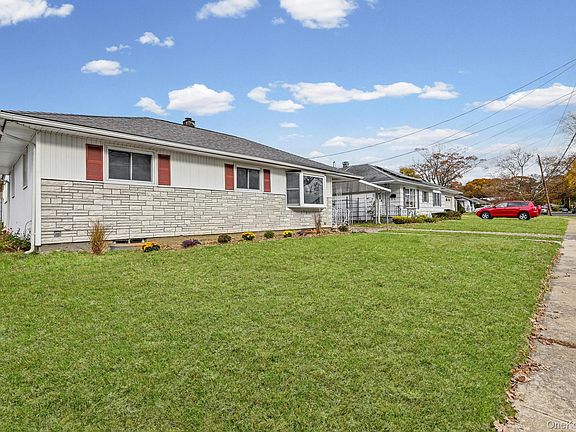 3rd image of 312 Coventry Road S