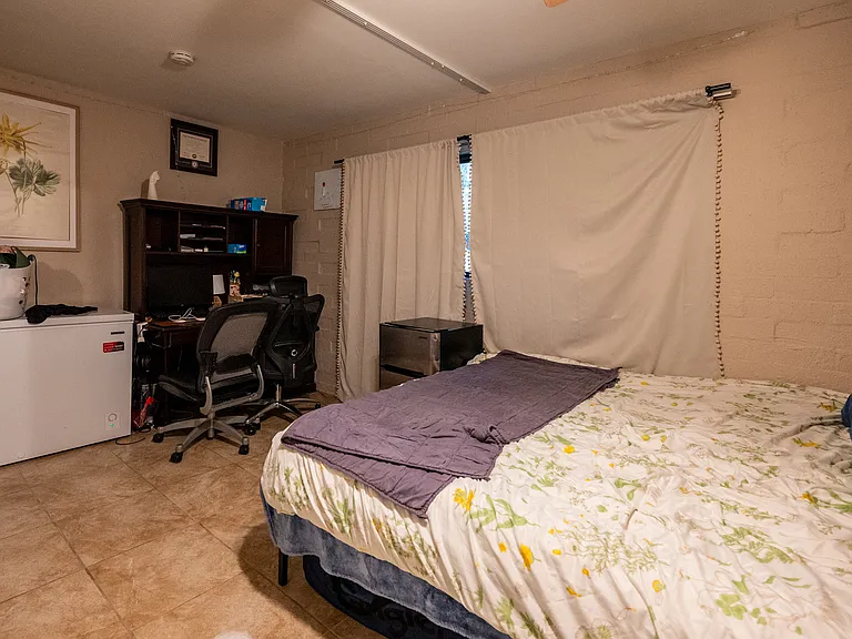 941 N Euclid Ave #121 — Photo 26