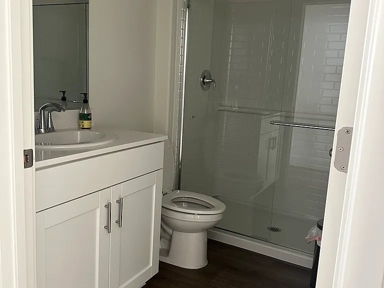 442 Manhattan Dr — Photo 6