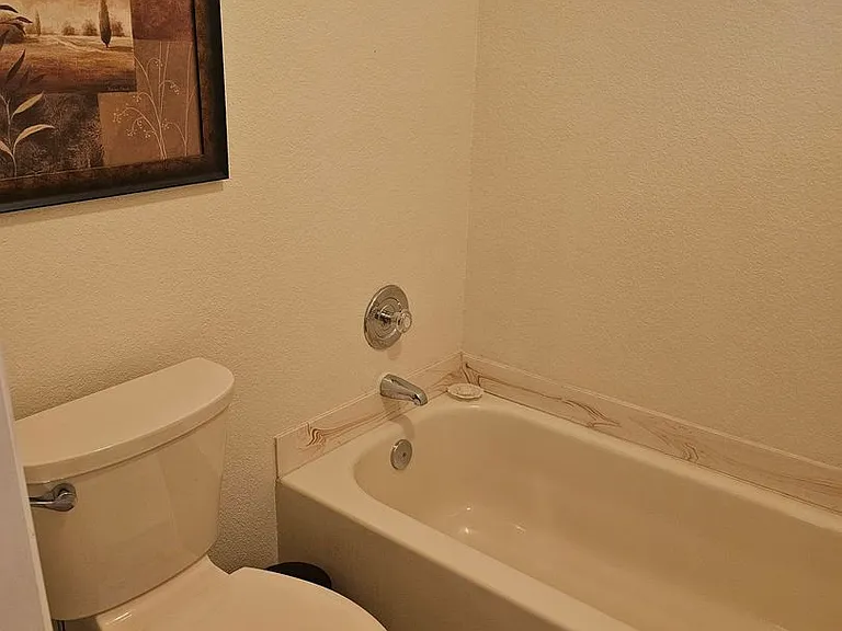 3740 Breakwater Dr — Photo 14