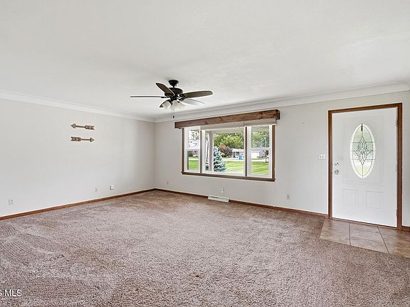 2nd image of 6002 Seaman Rd