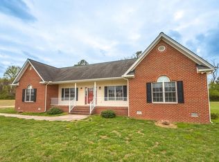 52 Captains Quarters Ln, Wake, VA 23176