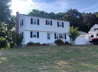 7 Stone Dr, Windsor Locks, CT 06096